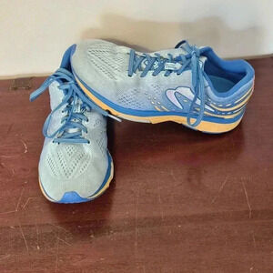 NEWTON Kismet 8 Ladies Running Sneakers | Light Blue, Arctic, Orange | Size 10